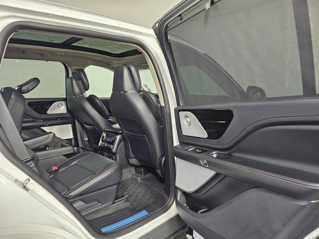 Used 2021 Lincoln Aviator Grand Touring w/ Equipment Group 302A image 16