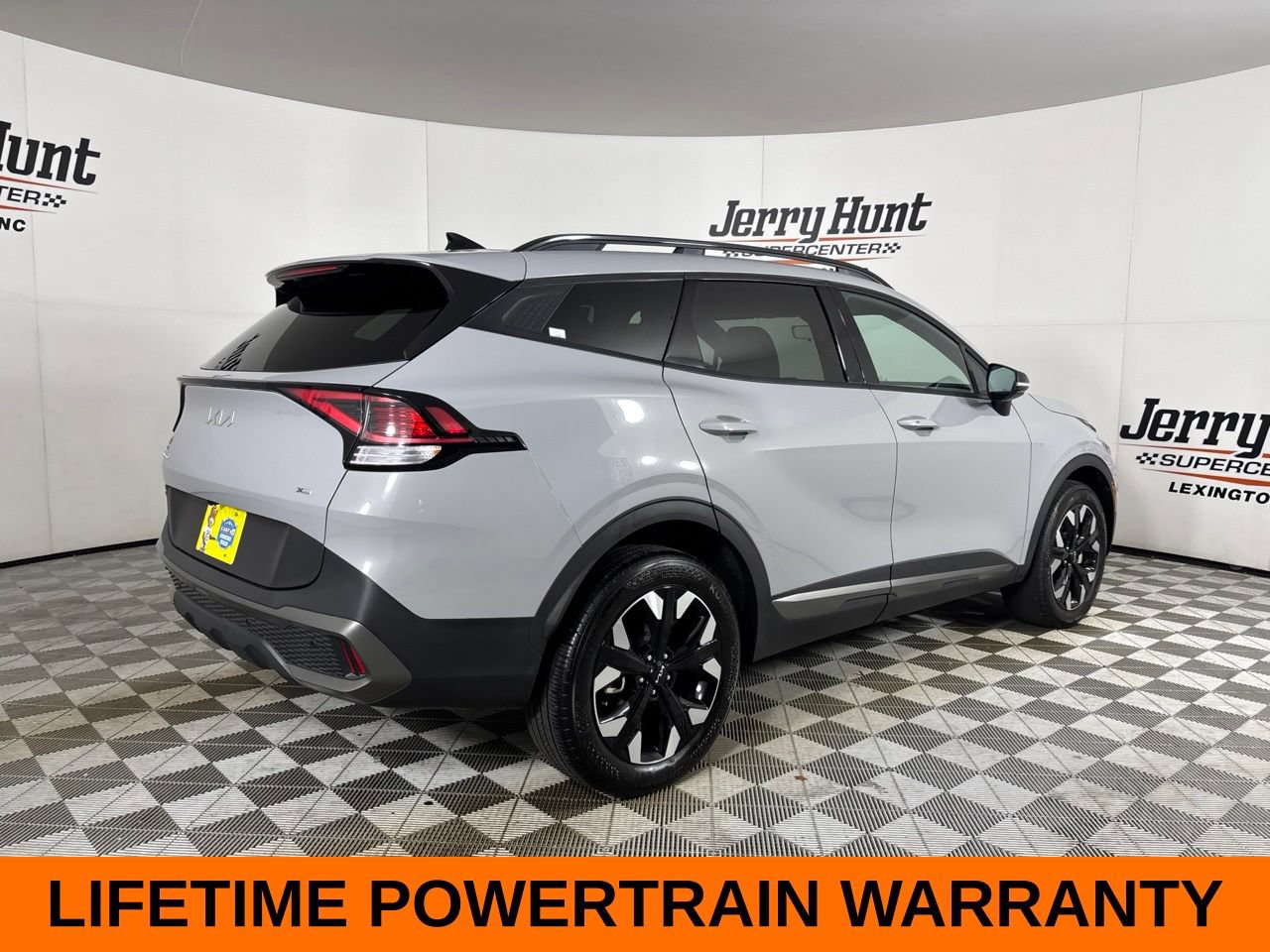 Used 2023 Kia Sportage X-Line w/ X-Line Premium Package AWD/4WD image 6