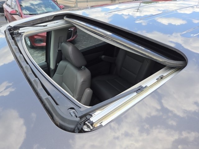 Used 2014 Honda Odyssey EX-L image 3