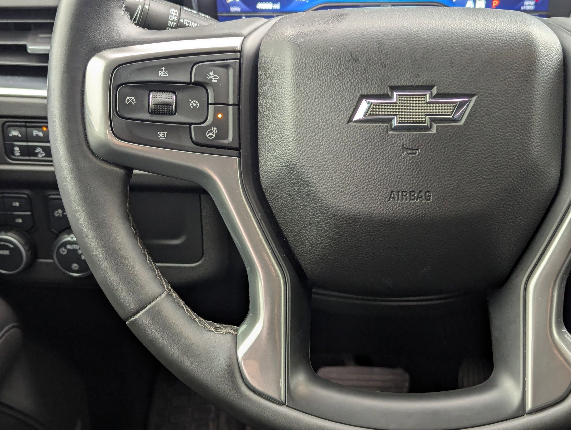 Used 2023 Chevrolet Tahoe Z71 w/ Luxury Package image 22