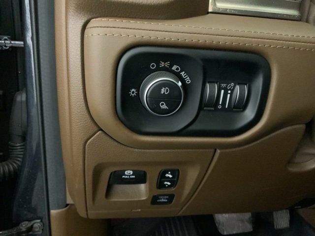 Used 2020 RAM 1500 Limited image 25