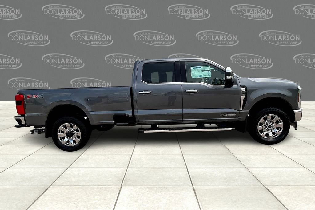 New 2025 Ford F250 Lariat w/ Chrome Package image 5