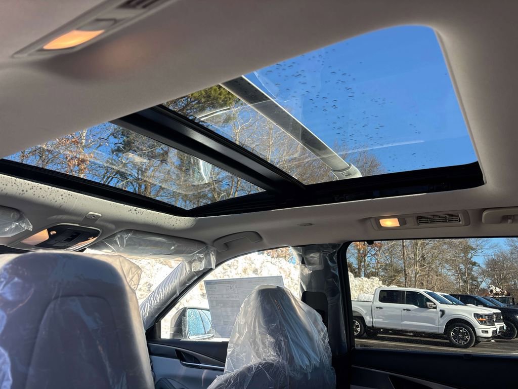 New 2026 INFINITI QX60 Luxe w/ Cargo Package image 7