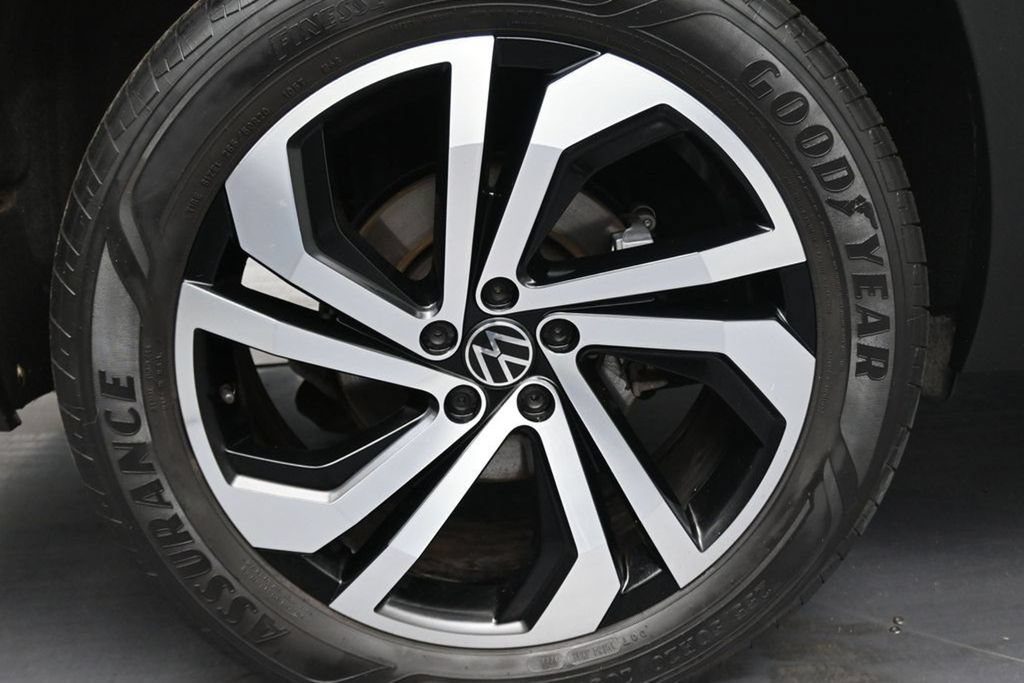 Used 2023 Volkswagen Atlas SEL AWD/4WD image 26