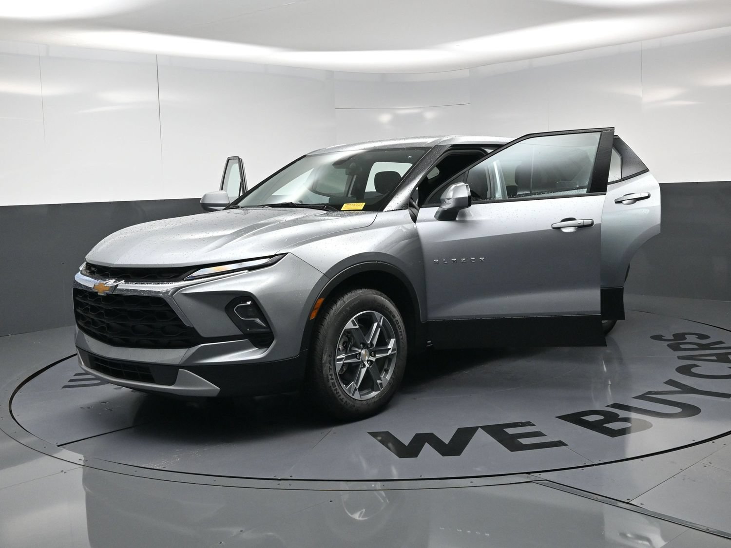 Used 2026 Chevrolet Blazer LT FWD image 22