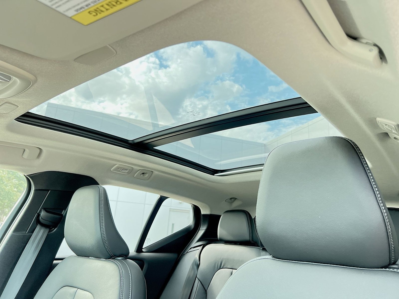 New 2026 Volvo XC40 B5 Plus w/ Protection Package Premier image 24