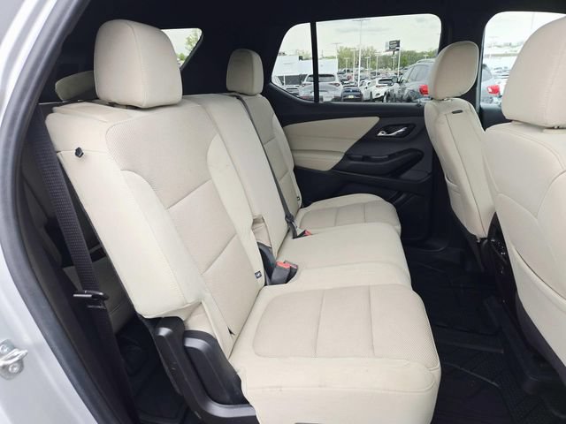 Certified 2022 Chevrolet Traverse LS AWD/4WD image 13