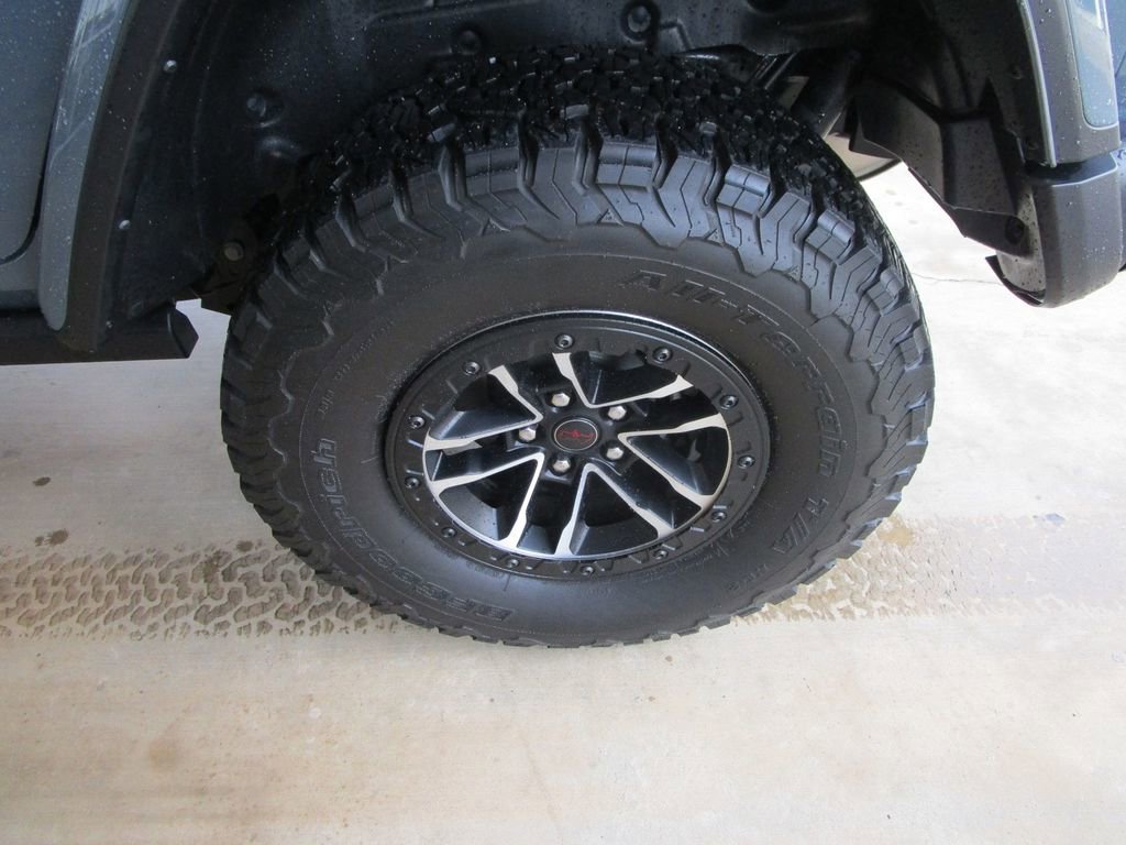 Used 2024 Jeep Wrangler Unlimited Rubicon image 10