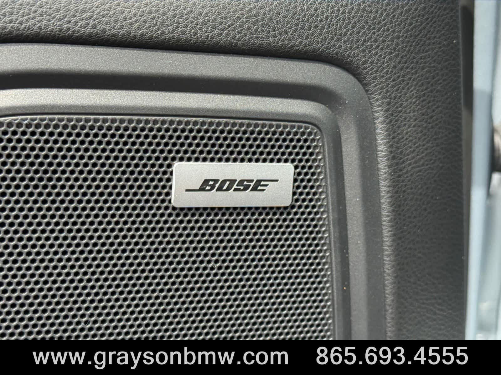 Used 2024 Porsche Macan AWD/4WD image 16
