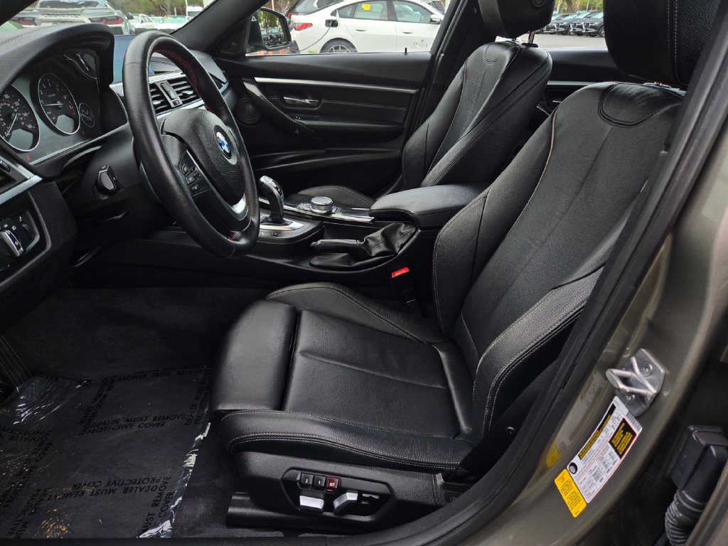 Used 2018 BMW 330i Sedan RWD image 18