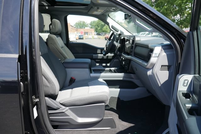 New 2026 Ford F350 XLT w/ XLT Premium Package AWD/4WD image 26