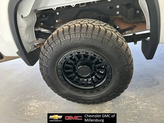 Used 2023 Chevrolet Silverado 3500 W/T w/ Gooseneck/5TH Wheel Package AWD/4WD image 13