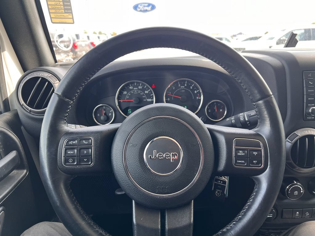 Used 2018 Jeep Wrangler Unlimited Sport w/ Connectivity Group AWD/4WD image 22