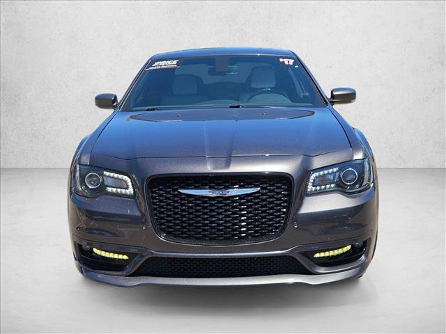 Used 2017 Chrysler 300 S w/ 300S Premium Group RWD image 2
