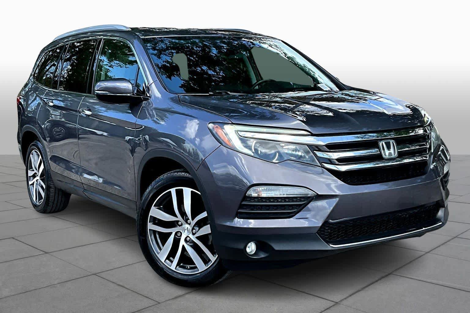 Used 2018 Honda Pilot Elite image 3