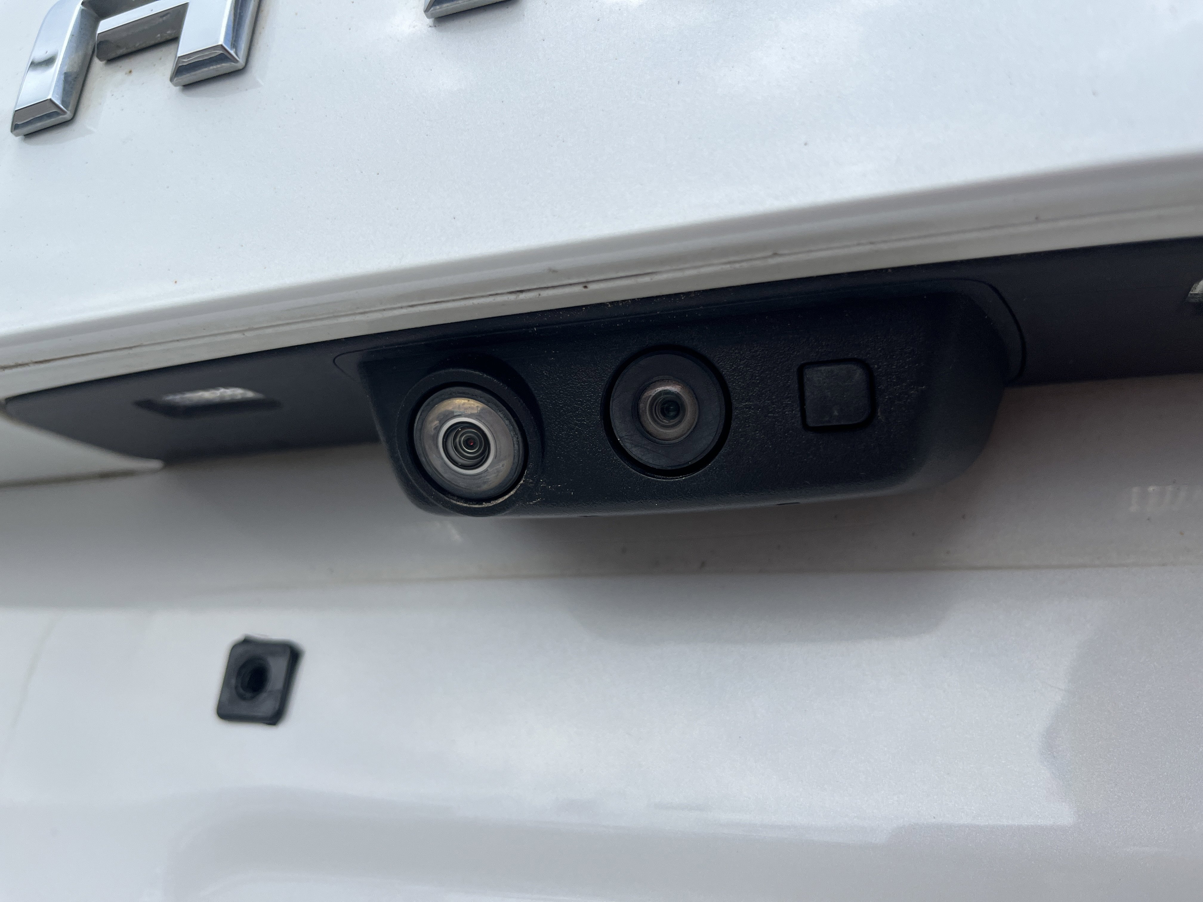 Used 2021 Chevrolet Tahoe High Country w/ Premium Package image 4