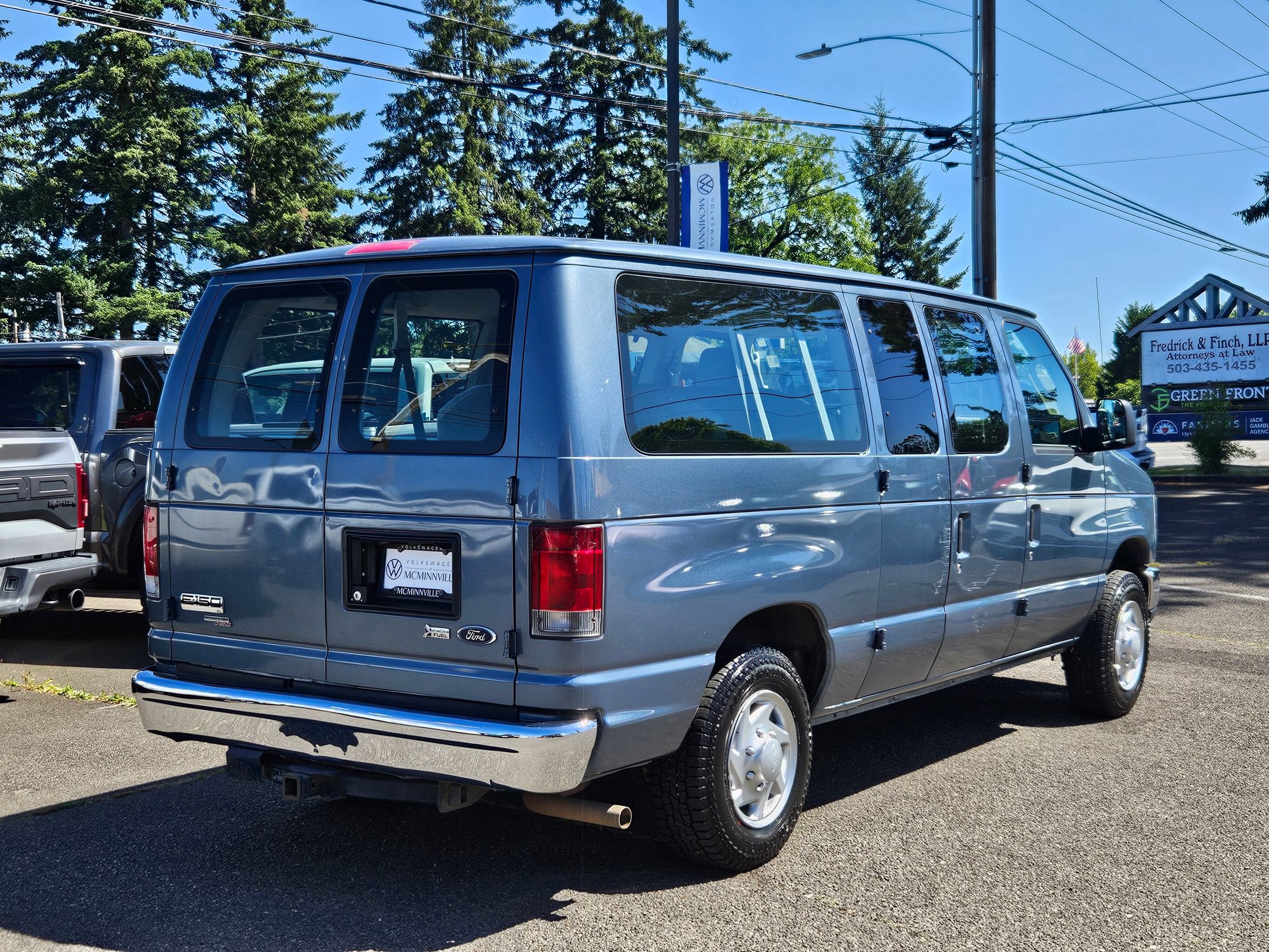 Used 2012 Ford E-150 and Econoline 150 Wagon w/ PWR Windows & Locks Group RWD image 5