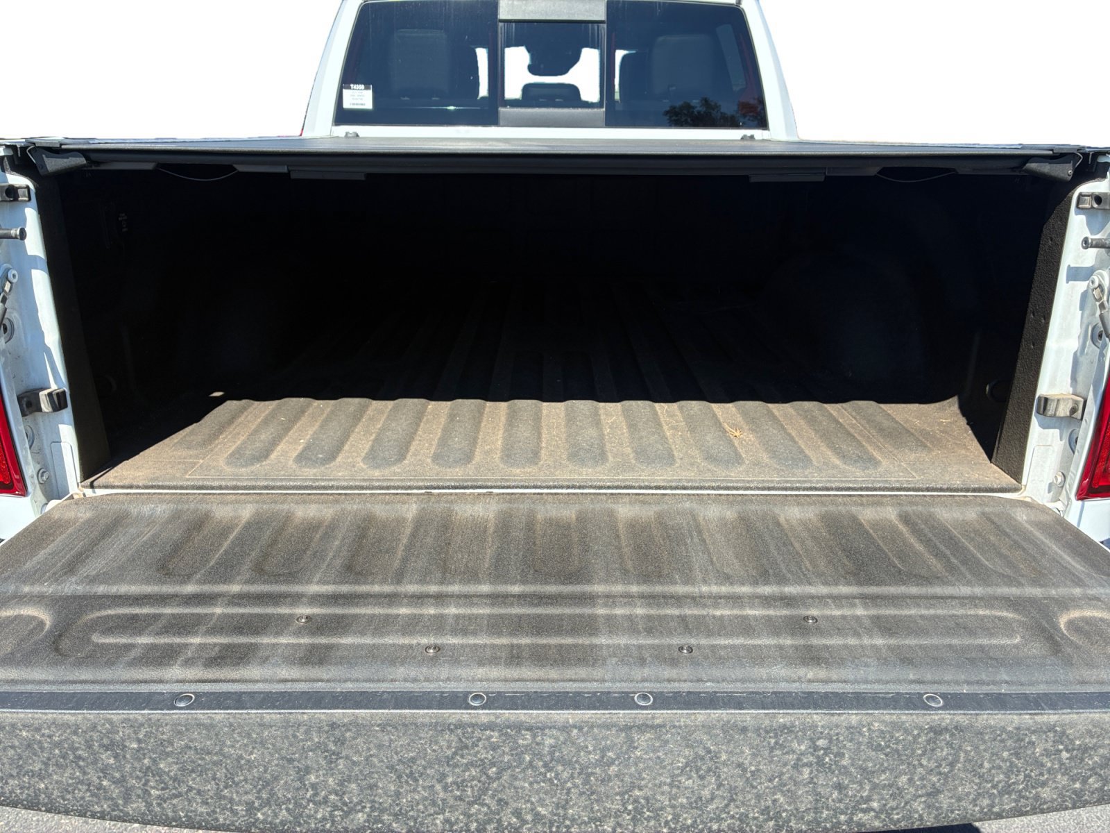 Used 2025 RAM 2500 Laramie AWD/4WD image 13