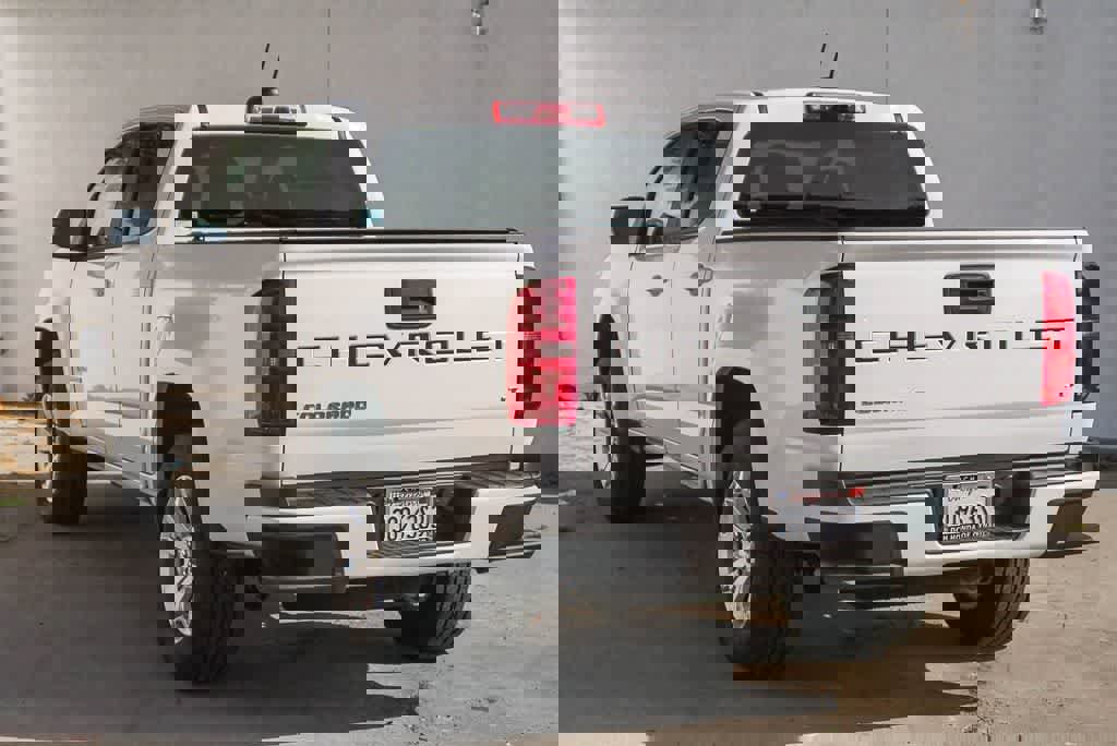 Used 2022 Chevrolet Colorado LT image 9