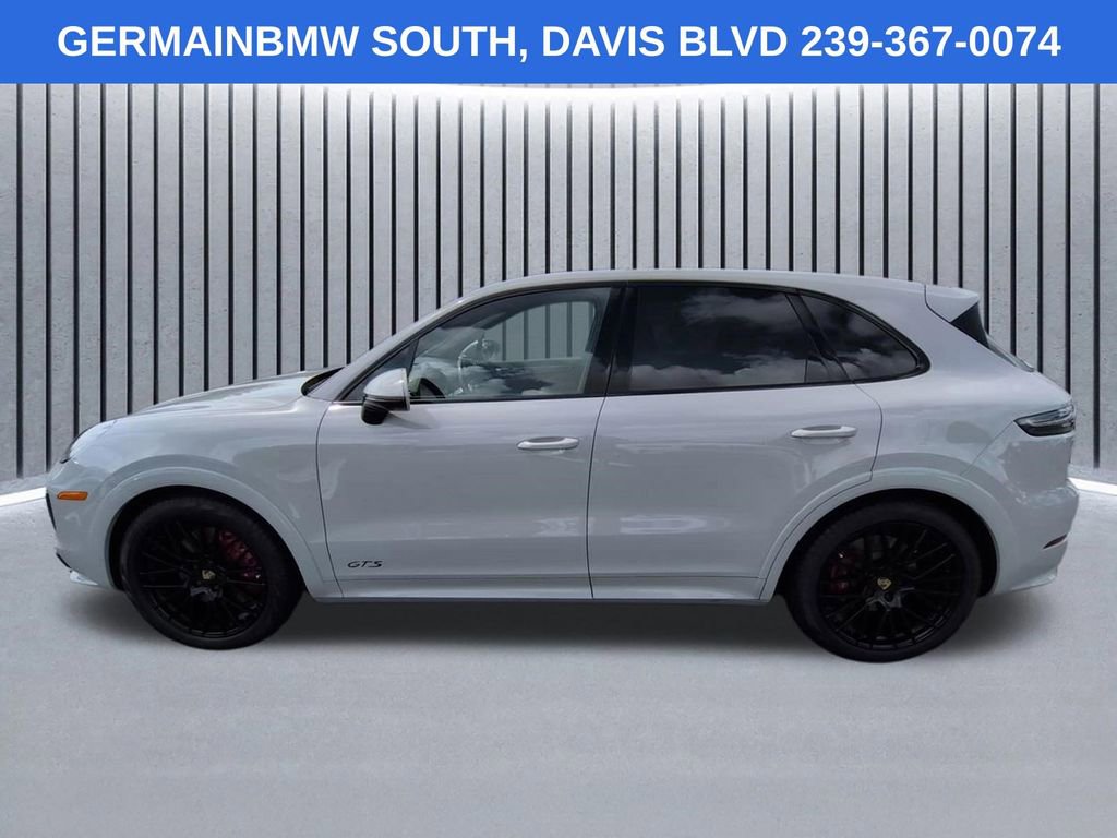 Used 2022 Porsche Cayenne GTS AWD/4WD image 8