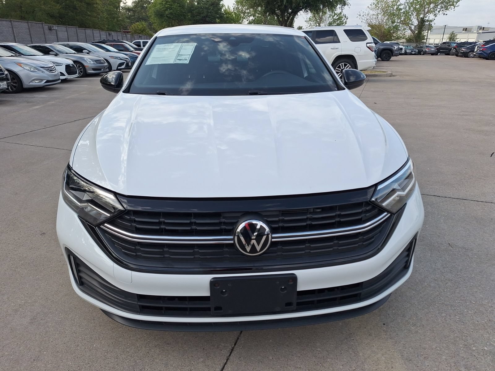Used 2024 Volkswagen Jetta Sport FWD image 9