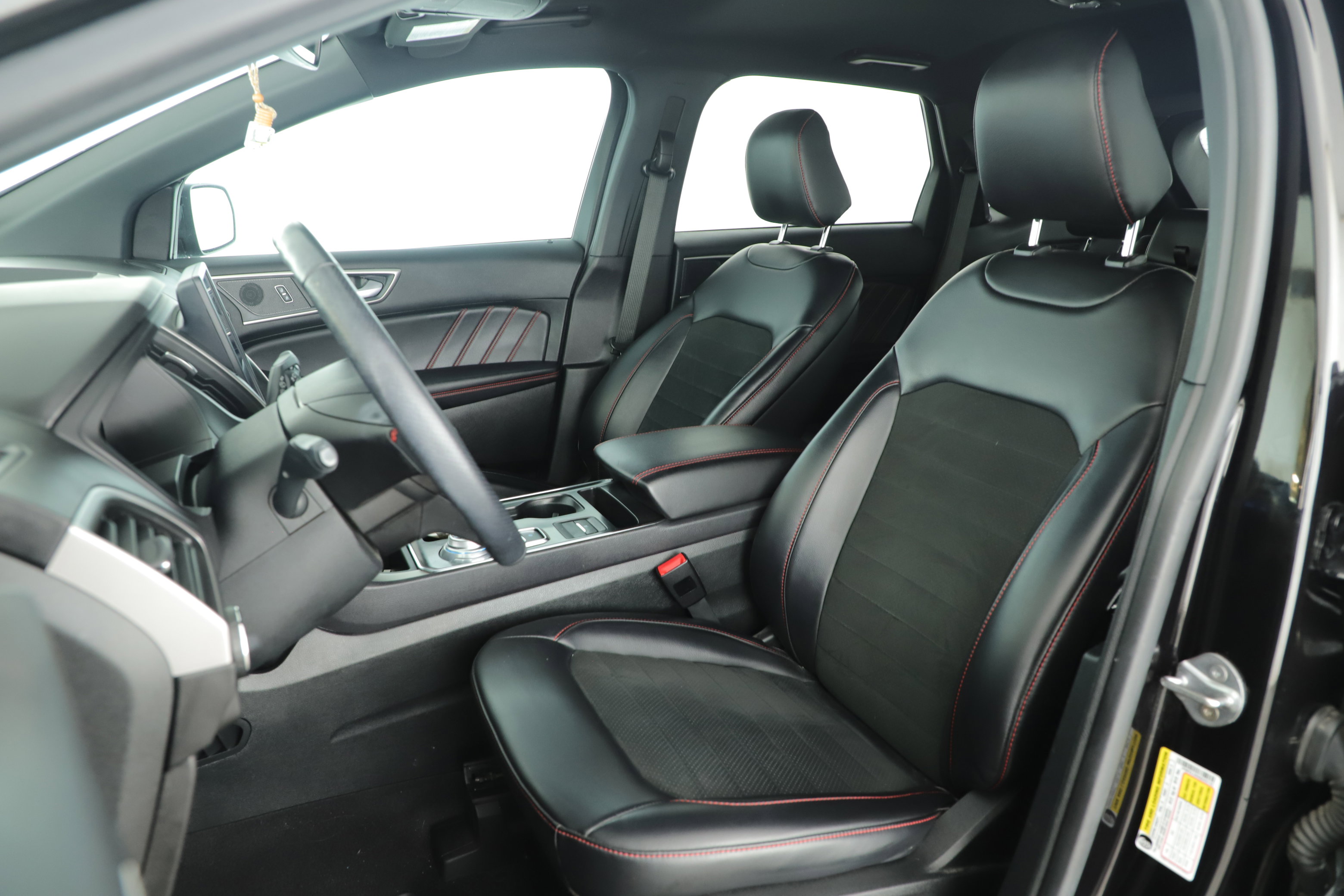 Certified 2024 Ford Edge ST-Line image 21