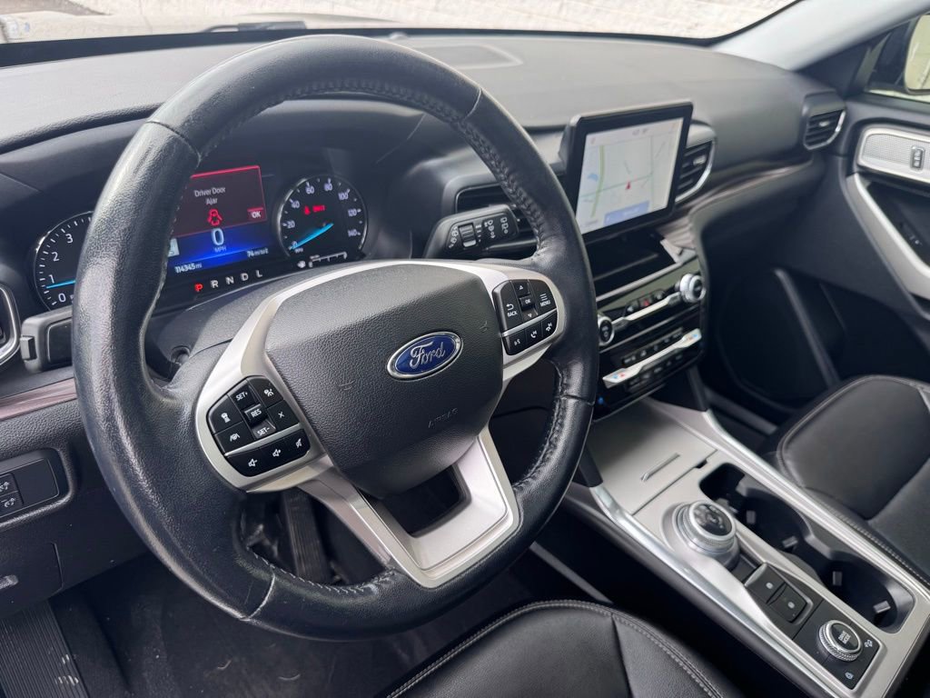 Certified 2022 Ford Explorer Limited w/ Equipment Group 301A image 33