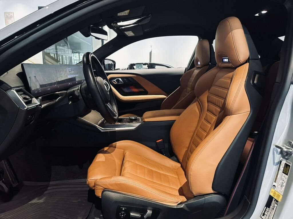 Used 2024 BMW M2 RWD image 11