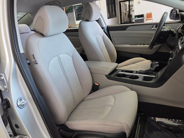 Used 2016 Hyundai Sonata SE image 22