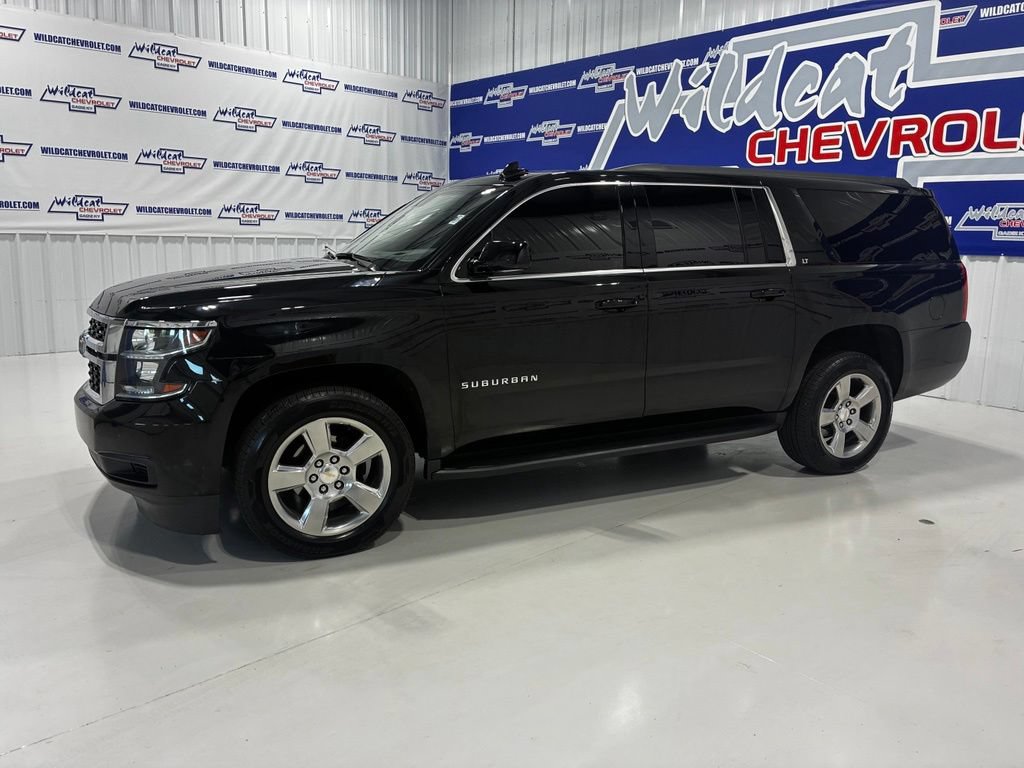 Used 2020 Chevrolet Suburban LT AWD/4WD image 3