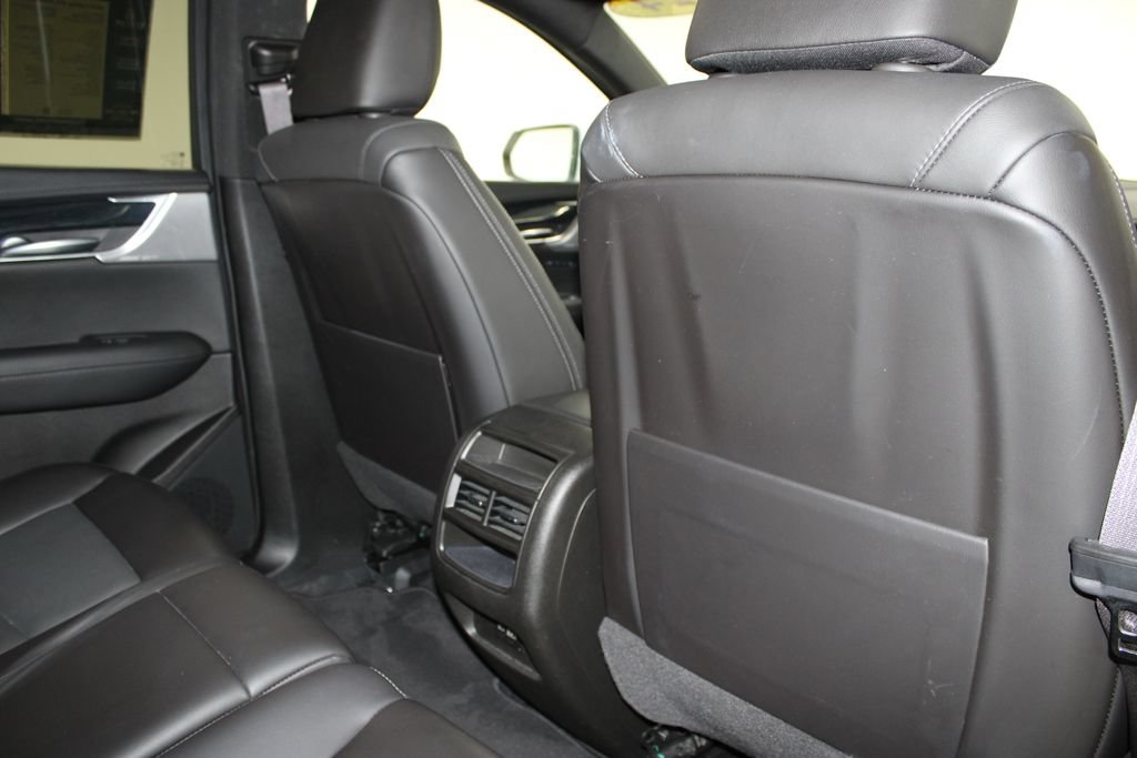 Used 2024 Cadillac XT5 Premium Luxury AWD/4WD image 31