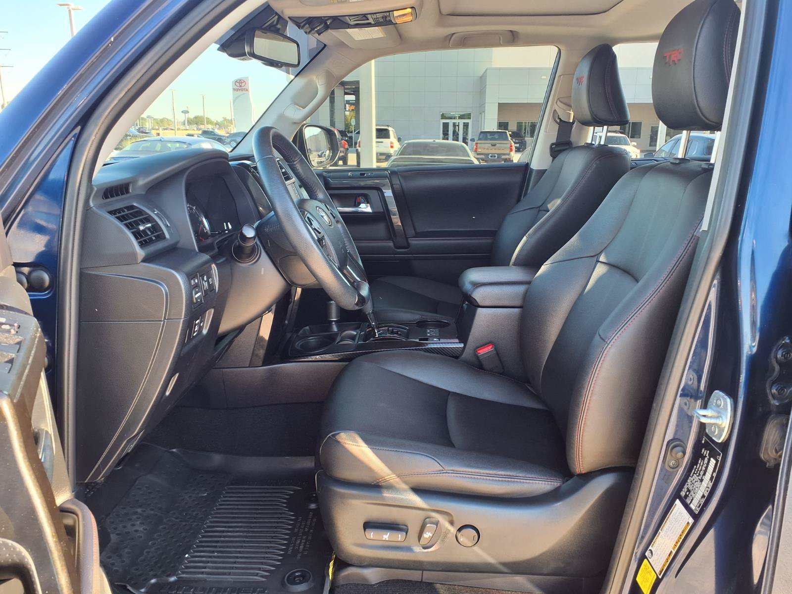 Used 2022 Toyota 4Runner TRD Off-Road Premium w/ Moonroof Package AWD/4WD image 23