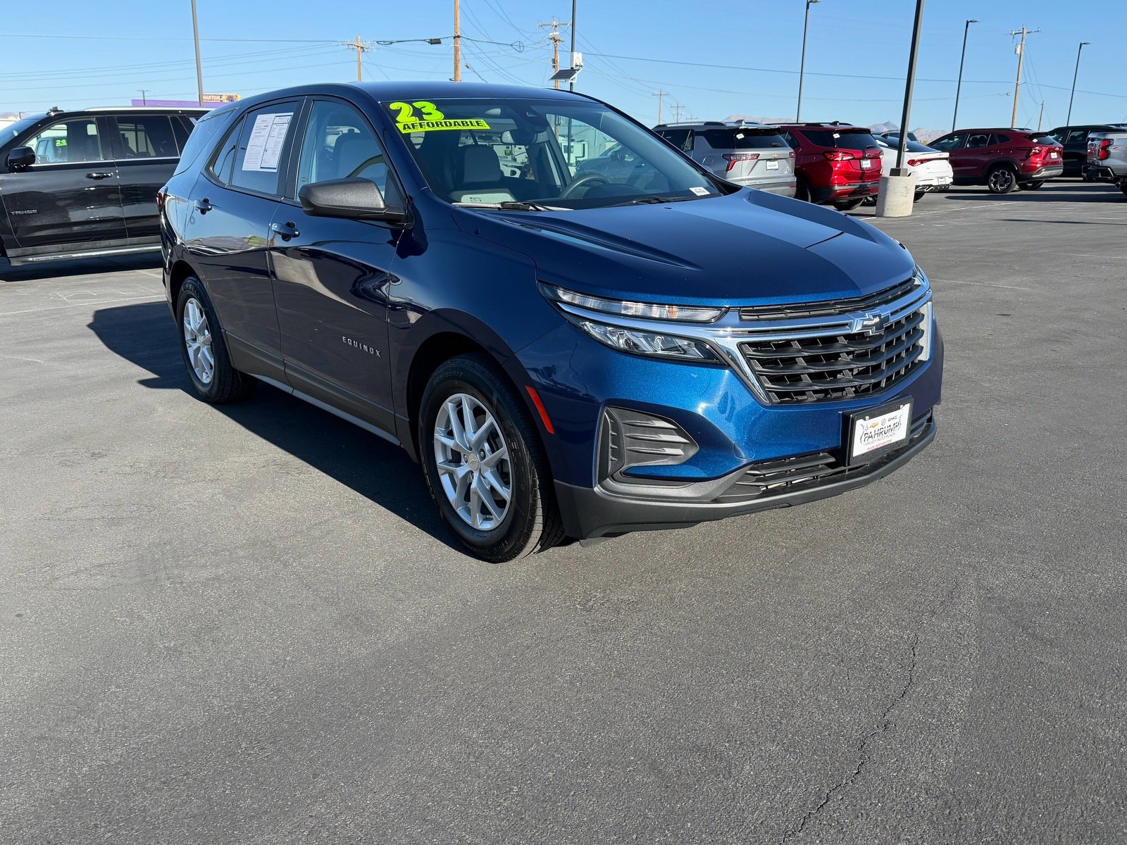Used 2023 Chevrolet Equinox LS w/ LS Convenience Package FWD image 1