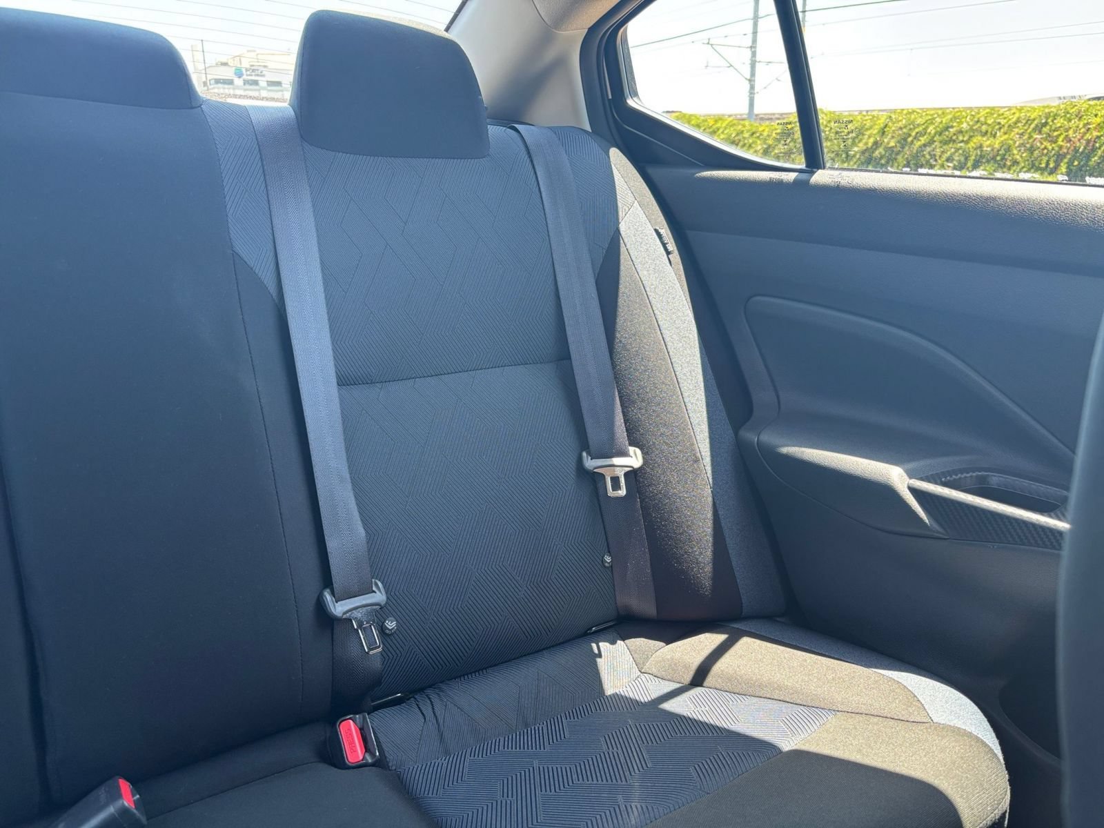 Used 2025 Nissan Versa SV FWD image 34