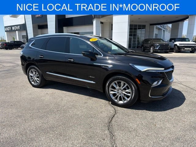Used 2023 Buick Enclave Avenir AWD/4WD image 2