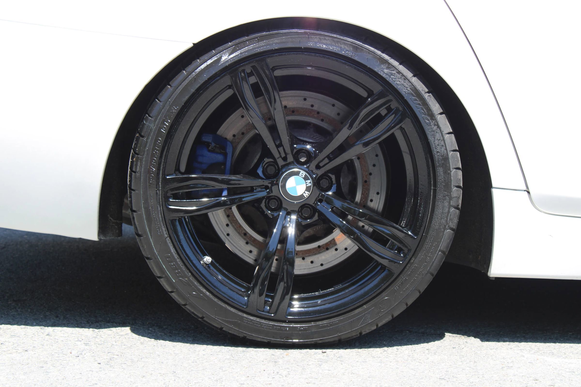 Used 2016 BMW M5 RWD image 34