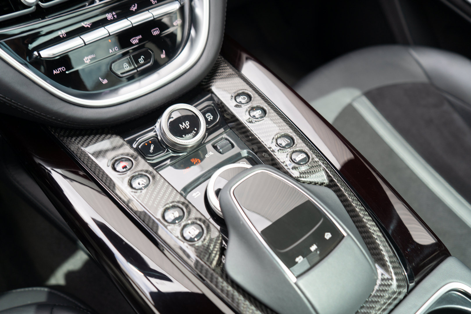 Used 2023 Aston Martin DBX 707 AWD/4WD image 24