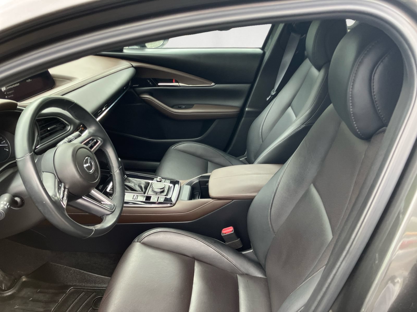 Used 2020 MAZDA CX-30 AWD w/ Premium Package image 12