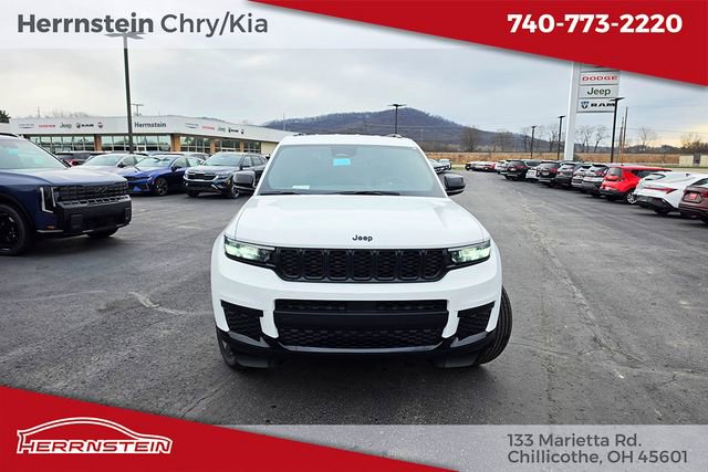 New 2025 Jeep Grand Cherokee L Laredo image 2