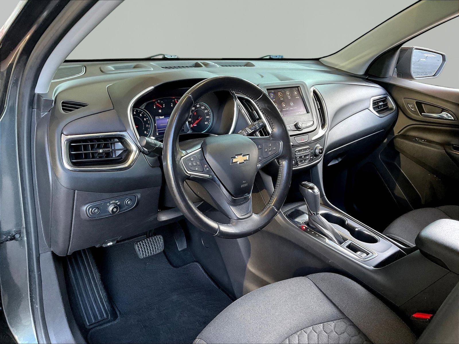 Used 2021 Chevrolet Equinox LT FWD image 16