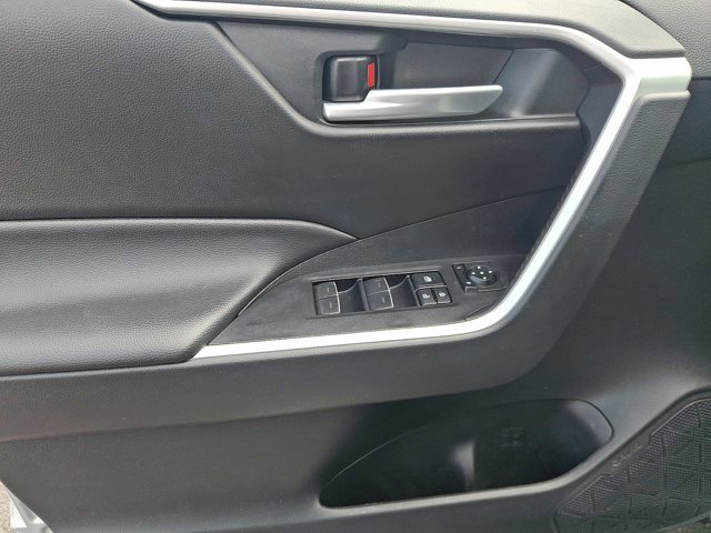 Certified 2024 Toyota RAV4 SE w/ Convenience Package image 12