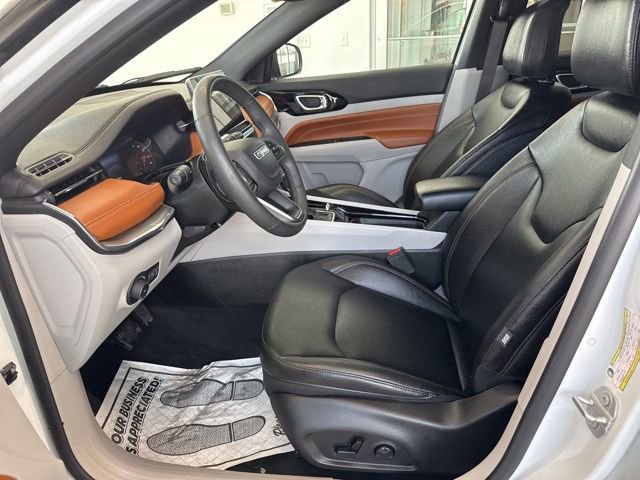 Used 2024 Jeep Compass Limited image 15