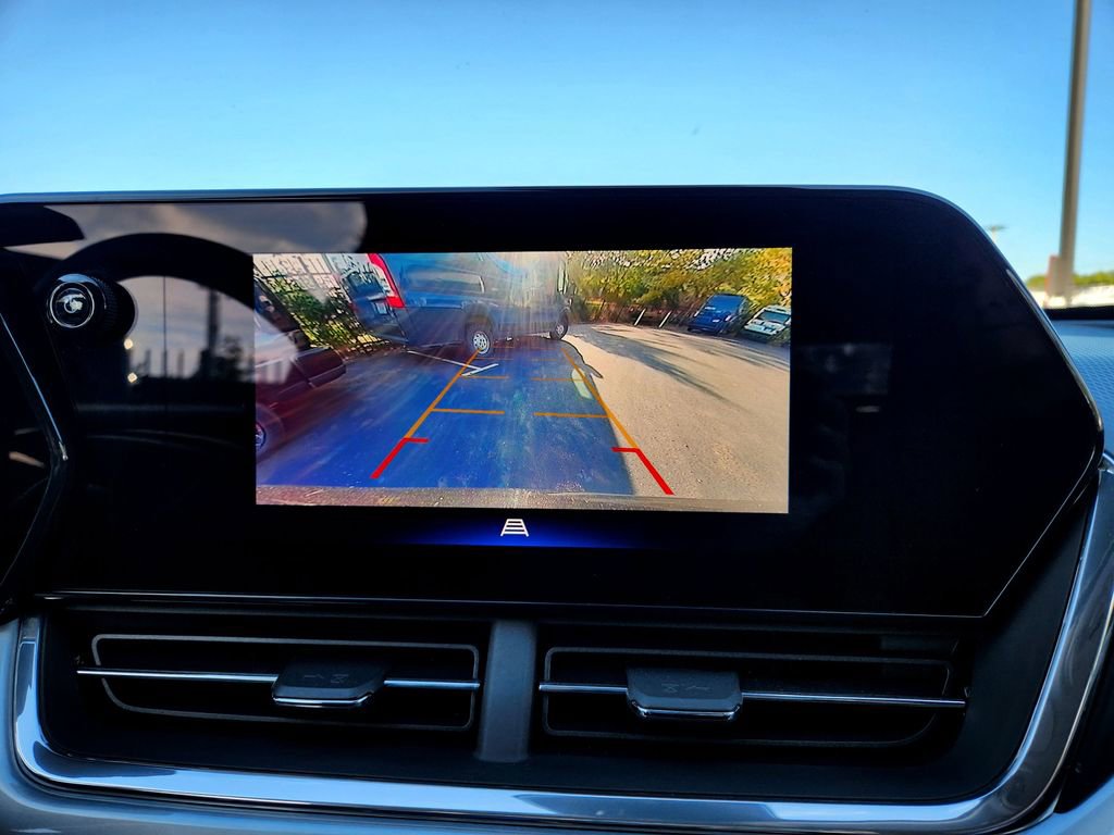 Used 2024 Chevrolet Trax LT image 18