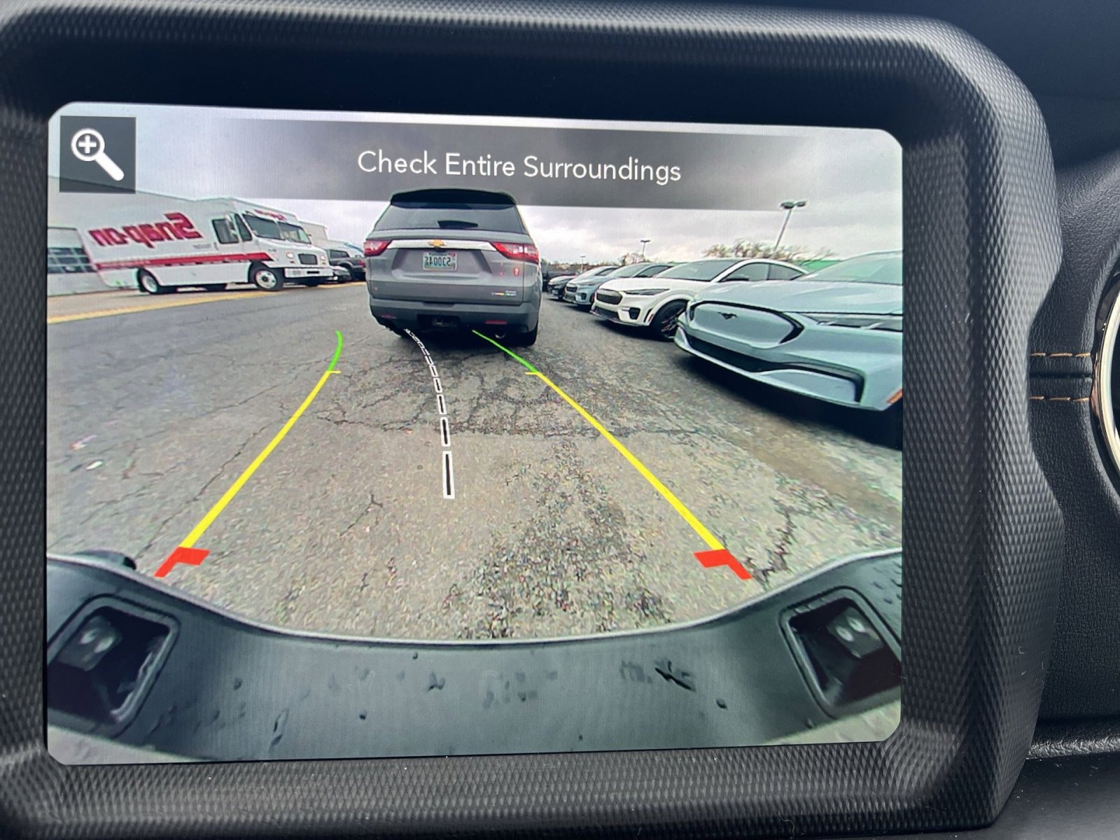 Used 2022 Jeep Gladiator Overland image 19