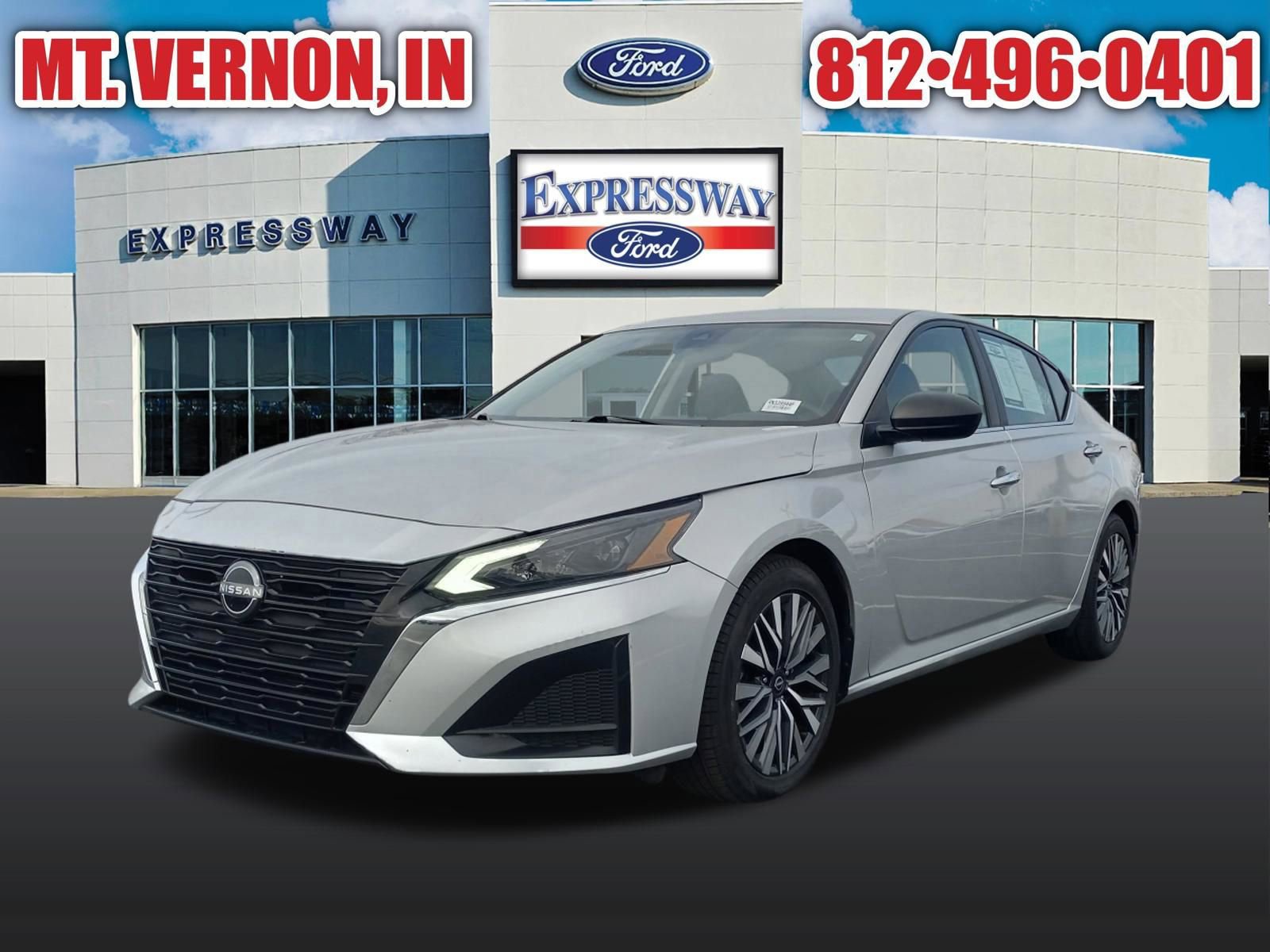 Used 2024 Nissan Altima 2.5 SV FWD image 3