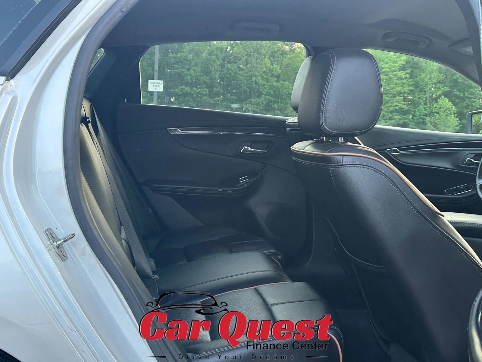 Used 2017 Chevrolet Impala Premier w/ Enhanced Convenience Package FWD image 15