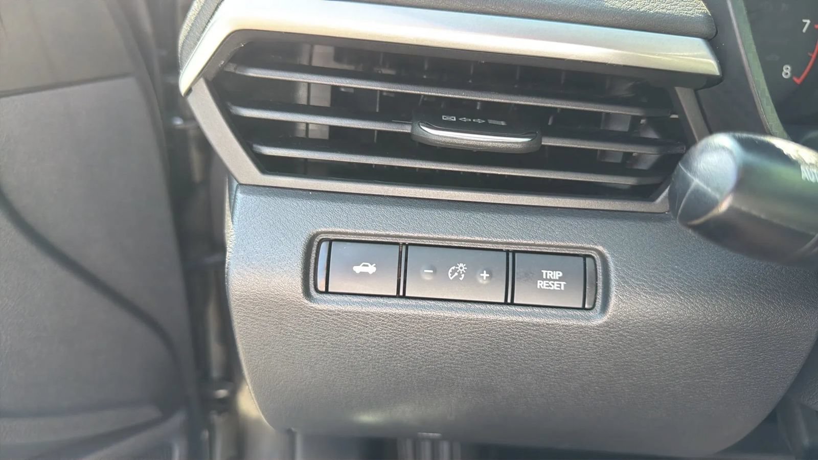 Used 2021 Nissan Altima 2.5 S FWD image 11
