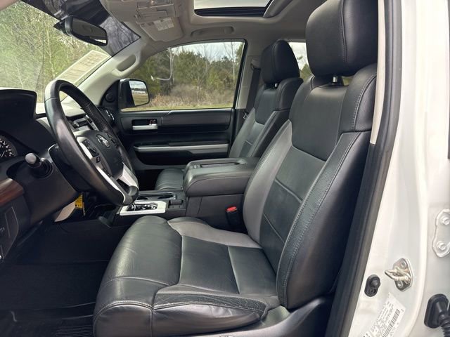 Used 2019 Toyota Tundra Limited w/ Limited Premium Package AWD/4WD image 22