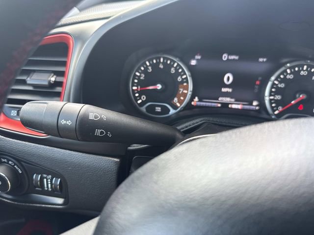 Used 2023 Jeep Renegade Trailhawk AWD/4WD image 34