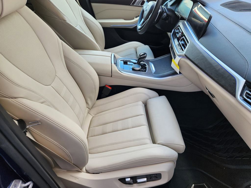 Used 2021 BMW X5 sDrive40i w/ Convenience Package RWD image 14